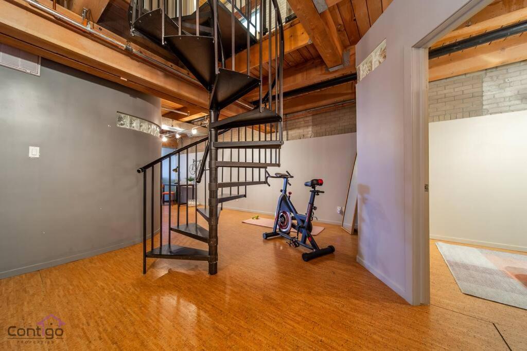 Historic Jd Loft, Near Ice District, Rogers Place, Ug Parking 埃德蒙顿 外观 照片