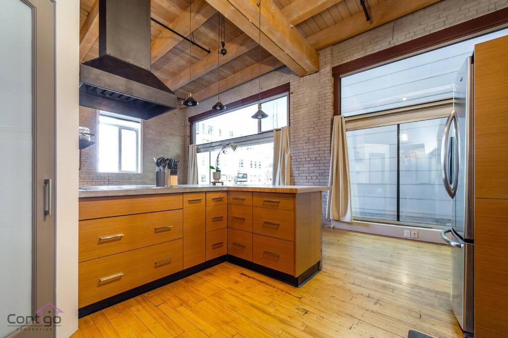 Historic Jd Loft, Near Ice District, Rogers Place, Ug Parking 埃德蒙顿 外观 照片