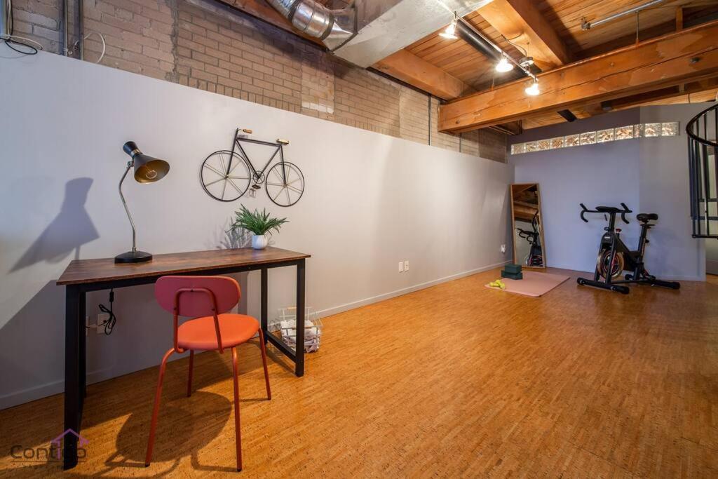 Historic Jd Loft, Near Ice District, Rogers Place, Ug Parking 埃德蒙顿 外观 照片