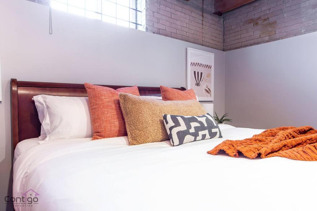 Historic Jd Loft, Near Ice District, Rogers Place, Ug Parking 埃德蒙顿 外观 照片